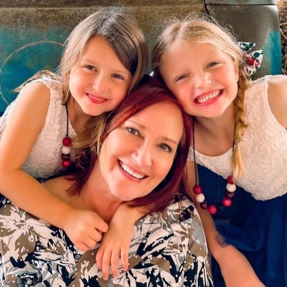 𝕎𝕖𝕝𝕔𝕠𝕞𝕖 𝕥𝕠 𝕞𝕪 𝕔𝕝𝕠𝕤𝕖𝕥! - Picture 1 of 7